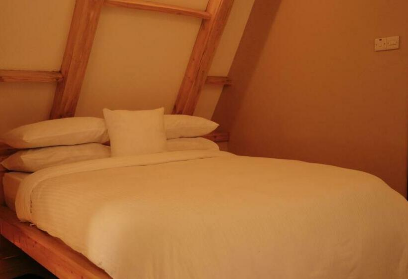 בית מלון כפרי Kalongo Farm Ecosystem Homes