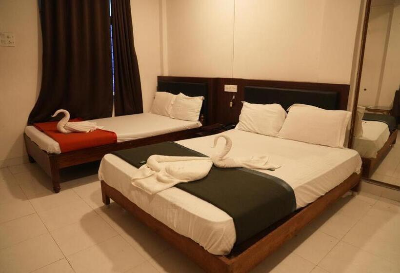 فندق Sea Shore Residency