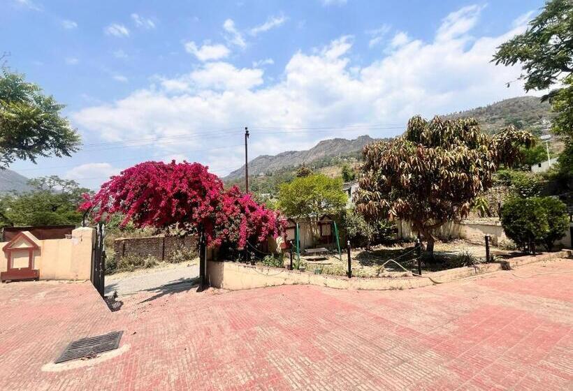 בית מלון כפרי Oyo Flagship Maha Maya Inn Home Stay