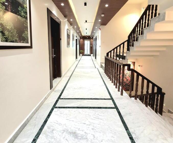 فندق Royal Plaza