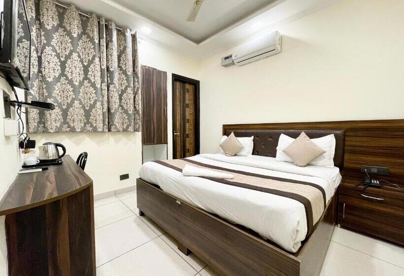 בית מלון כפרי The Grand Suite 70