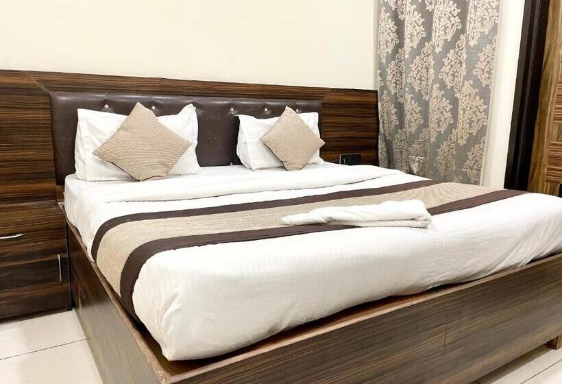 בית מלון כפרי The Grand Suite 70