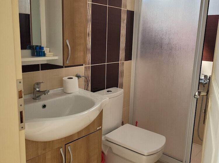 فندق على الطريق Begonvil Apart Otel