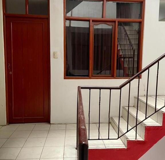 پانسیون Hostal Colonial