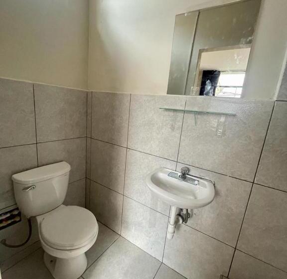 پانسیون Hostal Colonial