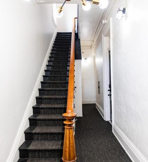 پانسیون Suite Near Downtown Louisville, Ky Suite I