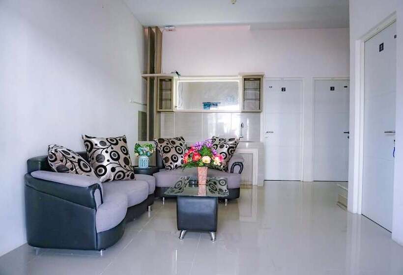 פנסיון Surabaya Homey Near Airport