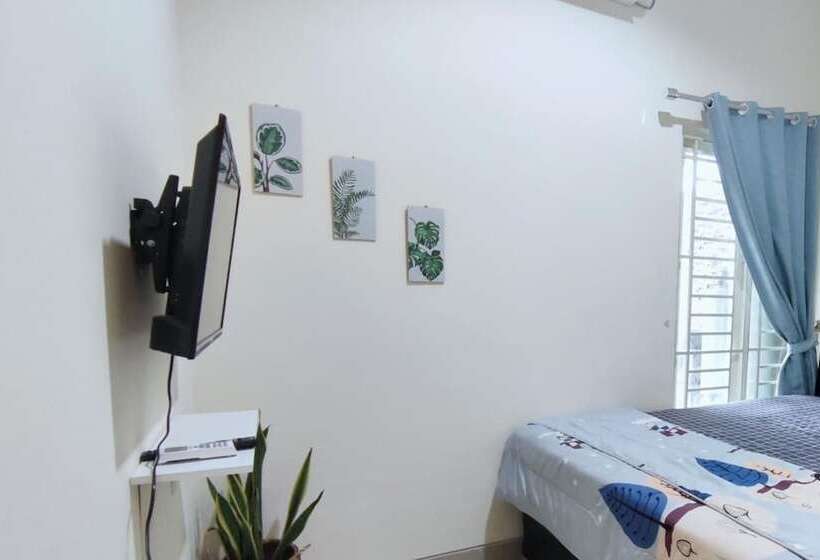 פנסיון Surabaya Homey Near Airport