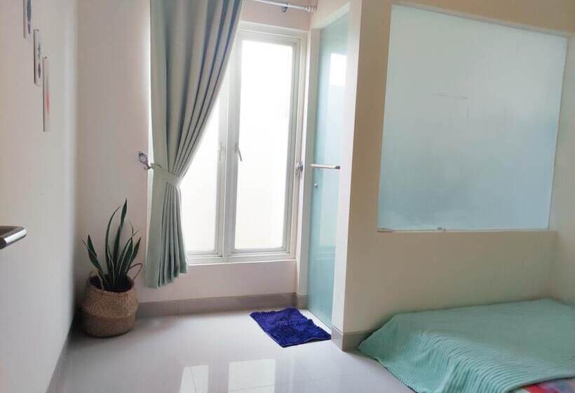 פנסיון Surabaya Homey Near Airport