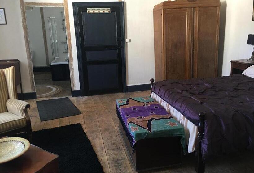 ペンション Townhouse 26 Chambres D Hôtes Civray