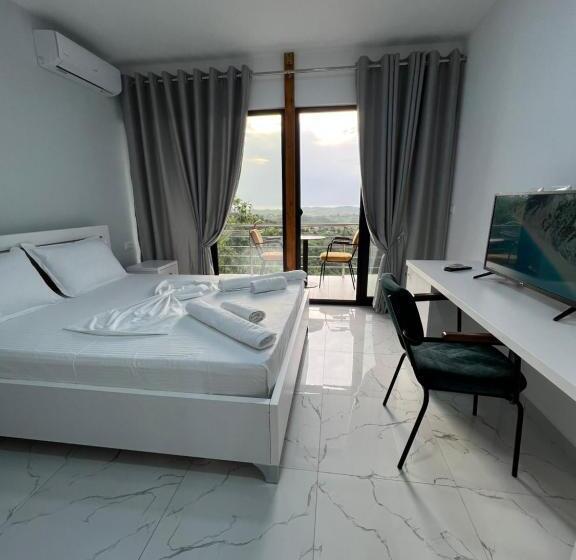 Restorant Hotel Xheni