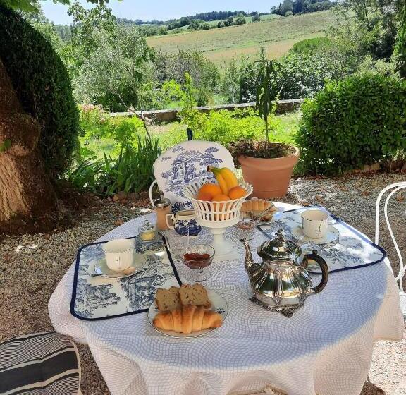Bed and Breakfast Château De Gardès