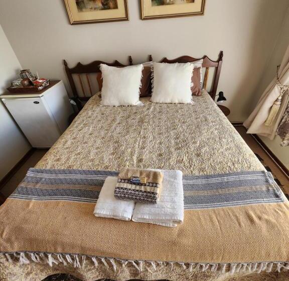 مبيت وإفطار Emani Guest House