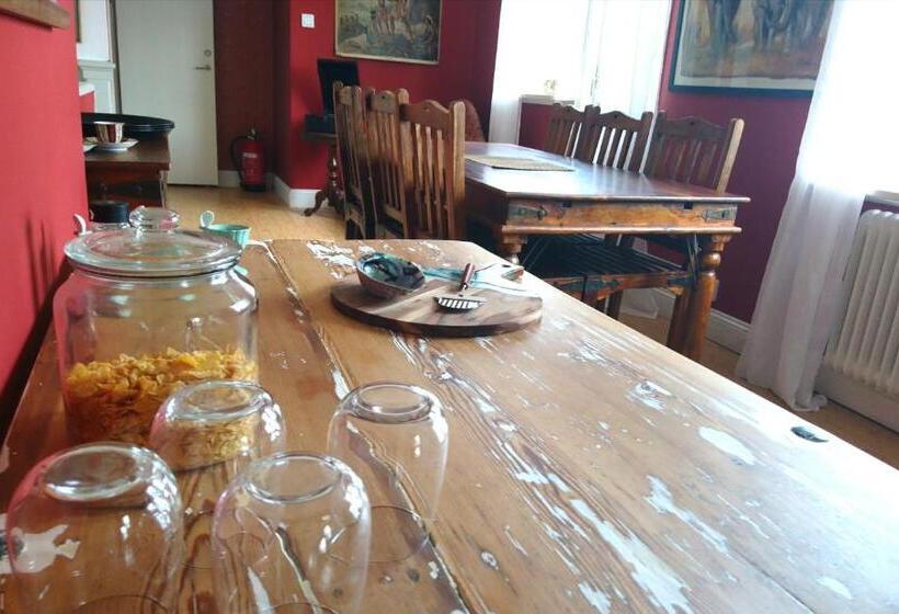 צימר Skogstorp Hvilohem