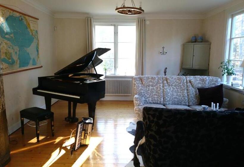 Bed and Breakfast Skogstorp Hvilohem