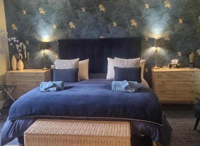 Villa Eulalie B&b Guest House Nestled In The Champagne Area