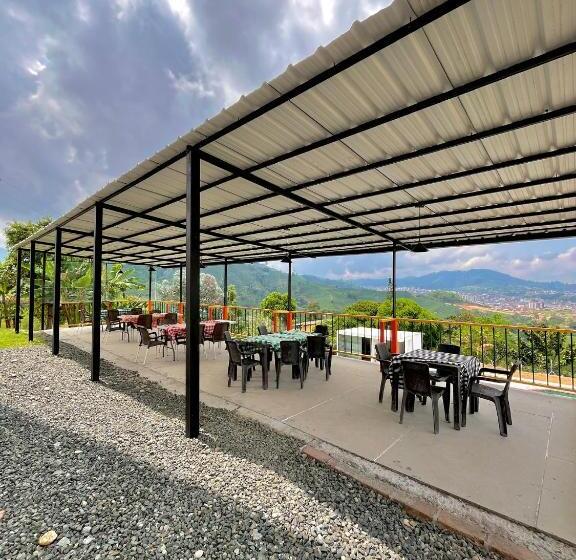 Casona Hotel La Divisa