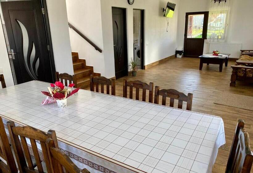 Отель Pensiunea Agroturistica Matis