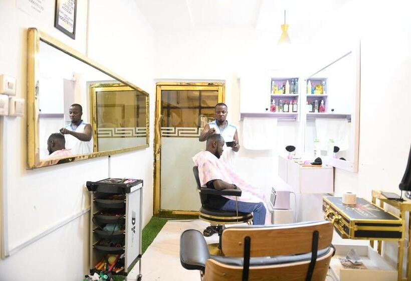 בית מלון כפרי Portland Resort