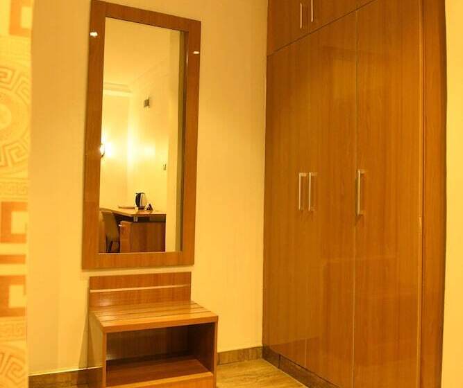 בית מלון כפרי Portland Resort