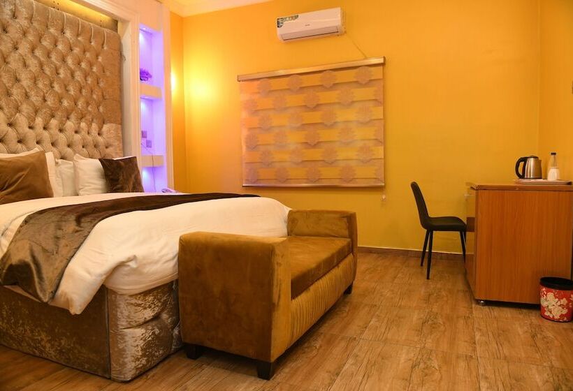 בית מלון כפרי Portland Resort