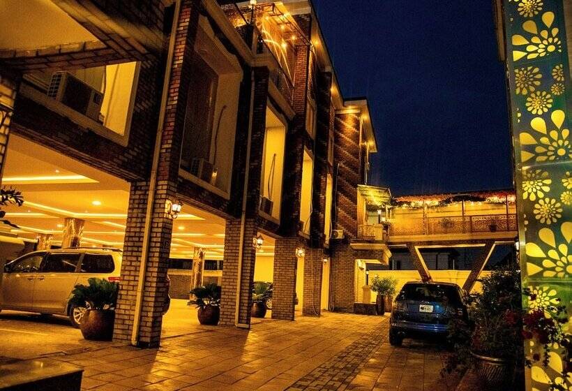 בית מלון כפרי Portland Resort