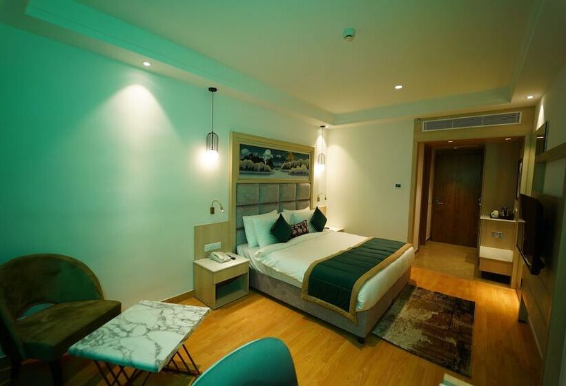 ホテル Quality Inn Elite, Amritsar