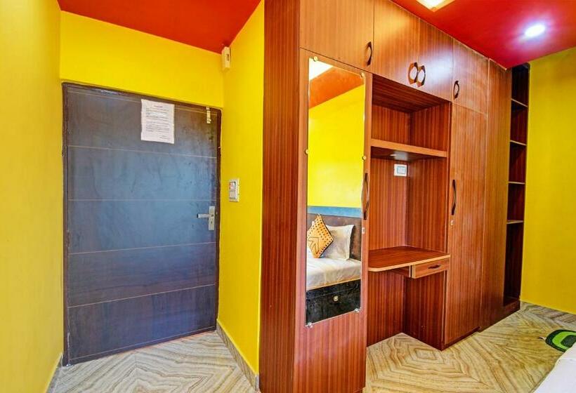 Hotel Super Oyo Spot On Biswas Global Group