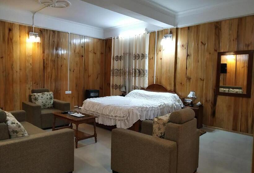 فندق Ziro Valley Resort