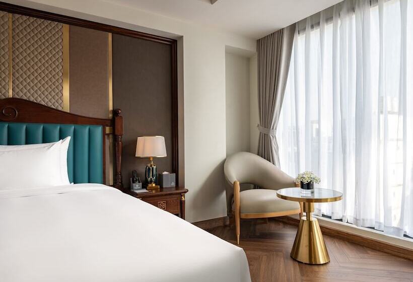 L Signature Hotel & Spa