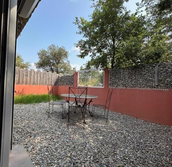 Les Gites Du Parc Animalier De Ginasservis