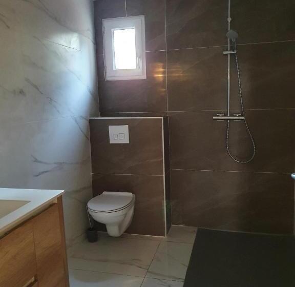 Les Gites Du Parc Animalier De Ginasservis