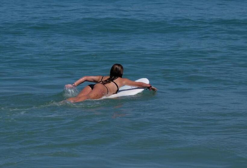 Llanes Surfcamp & Hostel