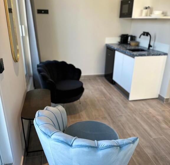 Paradise Earth & Sea