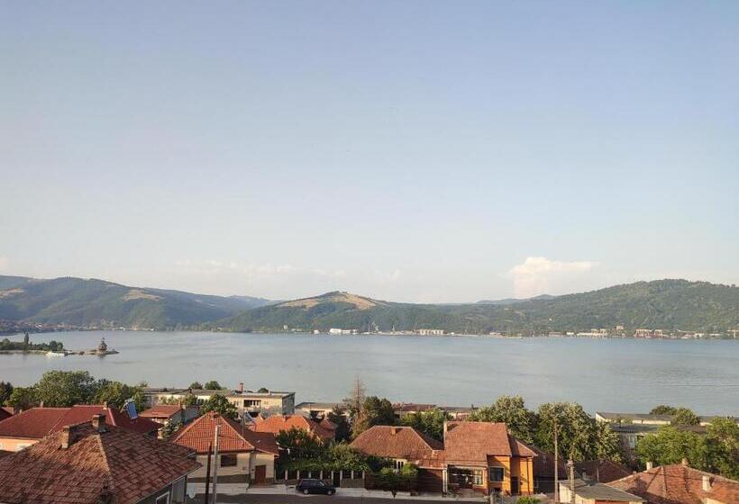 פנסיון Casa Rebeca