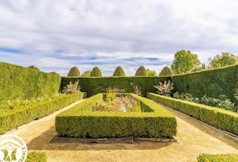 Пансион évasion Romantique Au Prieuré Avec Jardin En Anjou, Petit Déjeuner Inclus Fr 1 622 63
