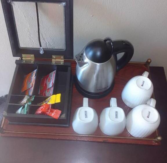 膳宿费 Oteng Guest House