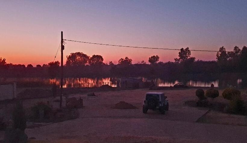 ペンション Pecan Guesthouse