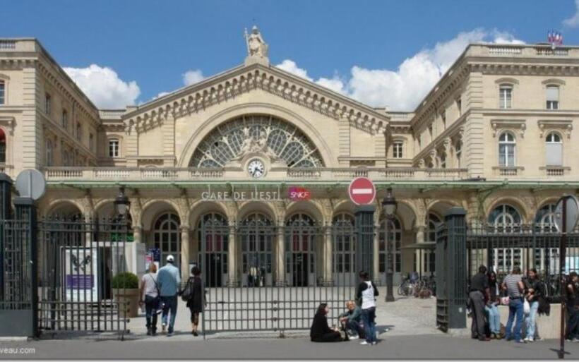 פנסיון Room In Guest Room   Chambre Dhote Sur Parispantin