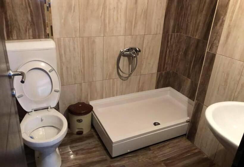 پانسیون Struga Rooms/dhoma/sobi