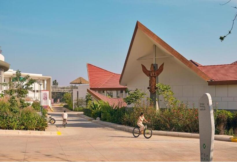 אתר נופש Kshemavana The Wellness Retreat