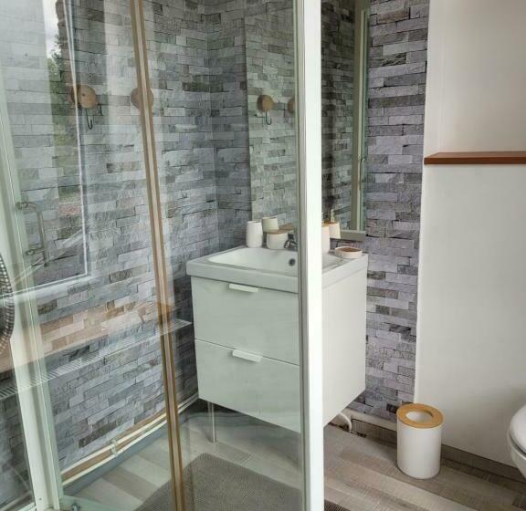 住宿加早餐  La Maison Des Roses