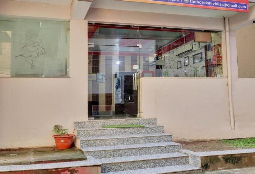 Collection O Hotel Shiv Bliss