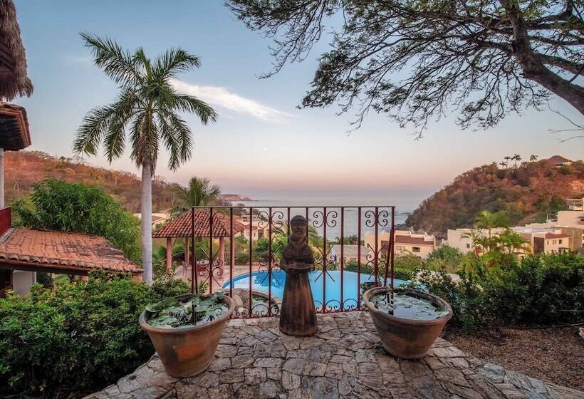 ホテル Casa Ceiba Huatulco   Adults Only