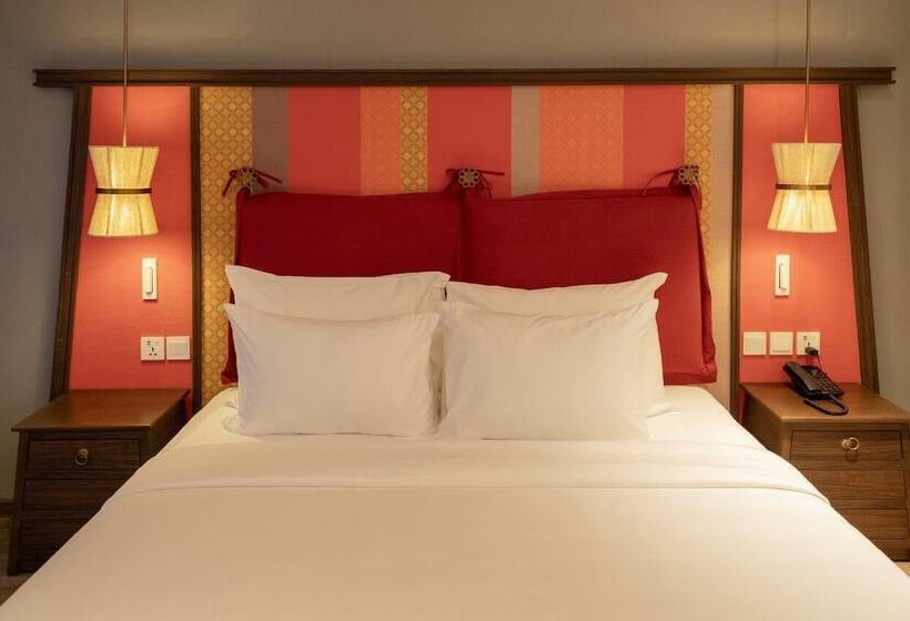 هتل M Continental By Mandala Mui Ne