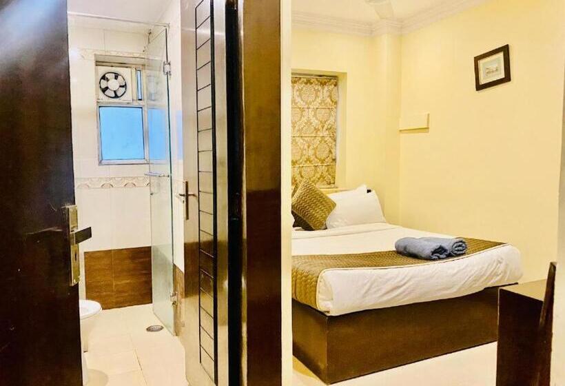 酒店 Ramawati Lodge