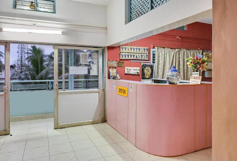 酒店 Spot On Shree Renuka Residency Lodge