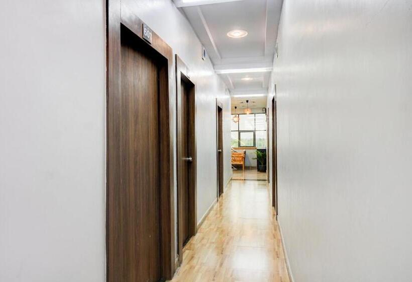 Oyo Flagship Hotel Holiday Prime