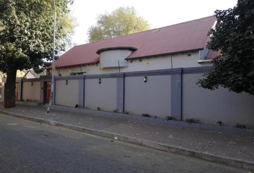 ペンション Defountain Guest House