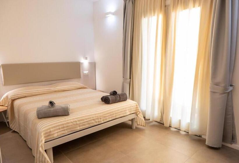 پانسیون Villa Est